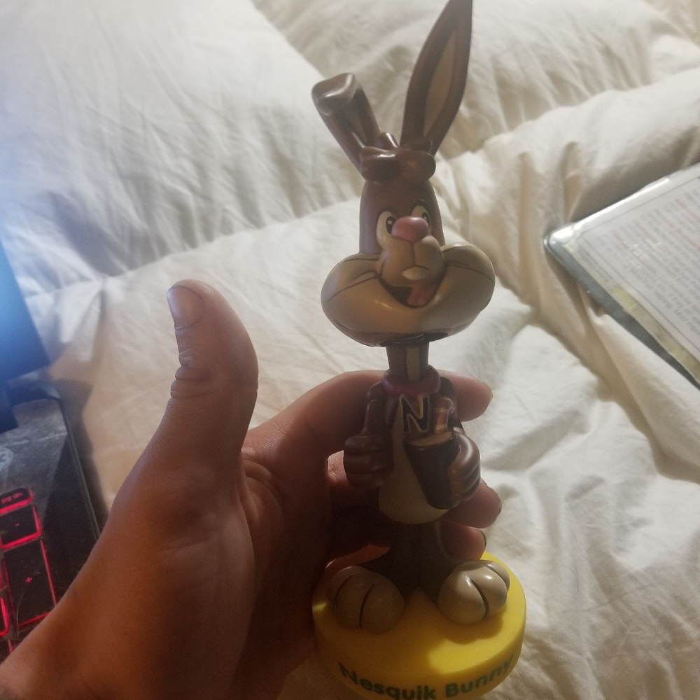 2001 nestle bobblehead